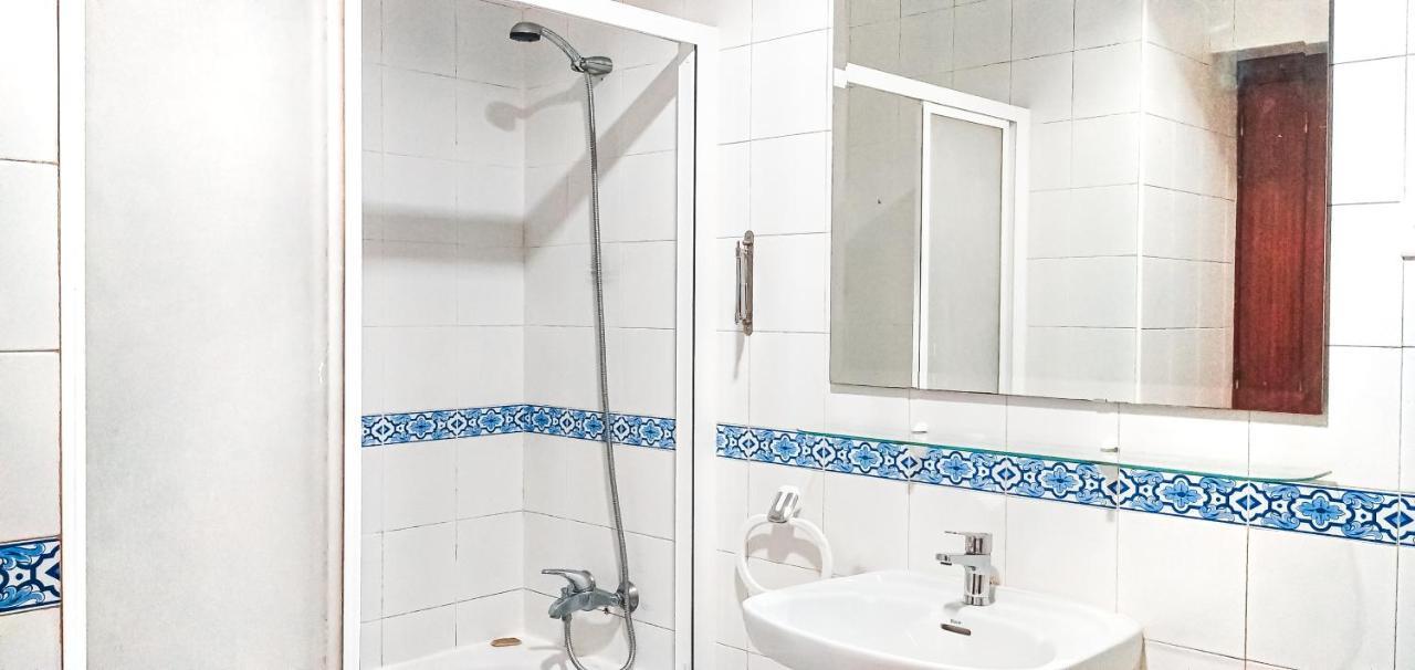 Sweet Room In Malaga Center "Homestay" - Habitacion Alojamiento En Apartamento Ngoại thất bức ảnh